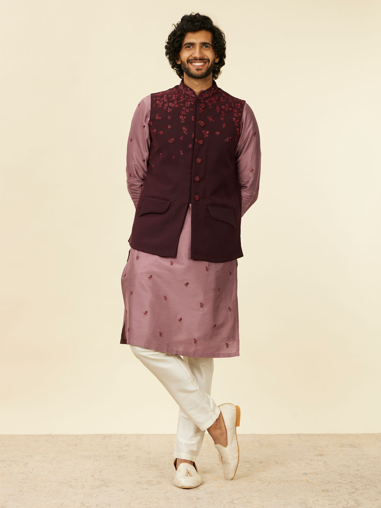 alt message - Manyavar Men Grape Wine and Lilac Kurta Jacket Set image number 3